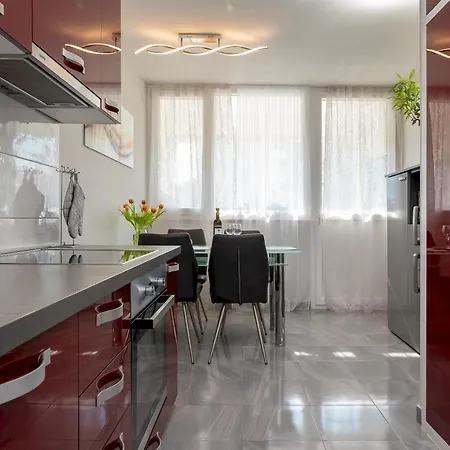 Libor Apartman شقة سبليت