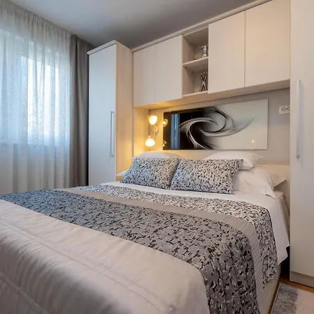 شقة Libor Apartman *
